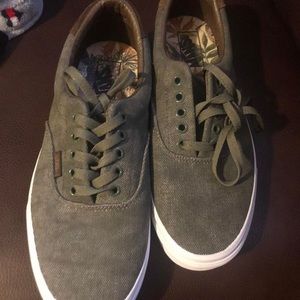 Vans olive green